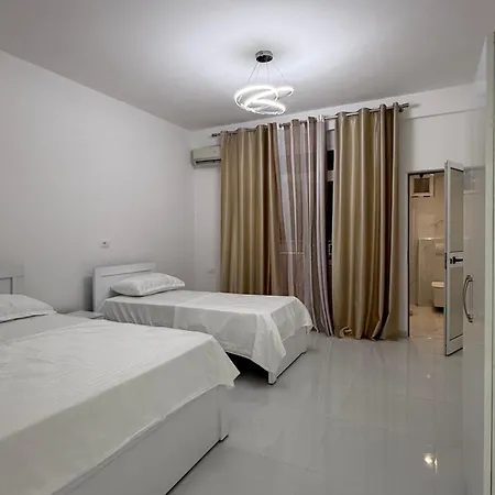 Elio'S Room Durres Exterior photo